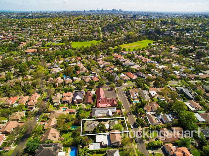 1-3/16 Elaroo Avenue, Camberwell image 2