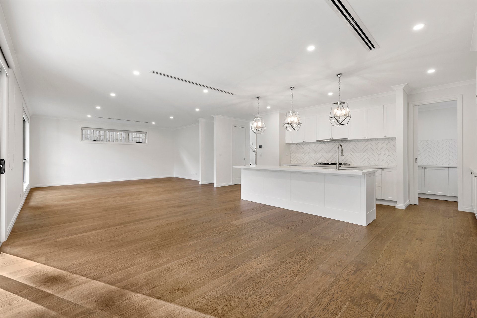 1 & 3/50 Glenburnie Road, Mitcham image 2