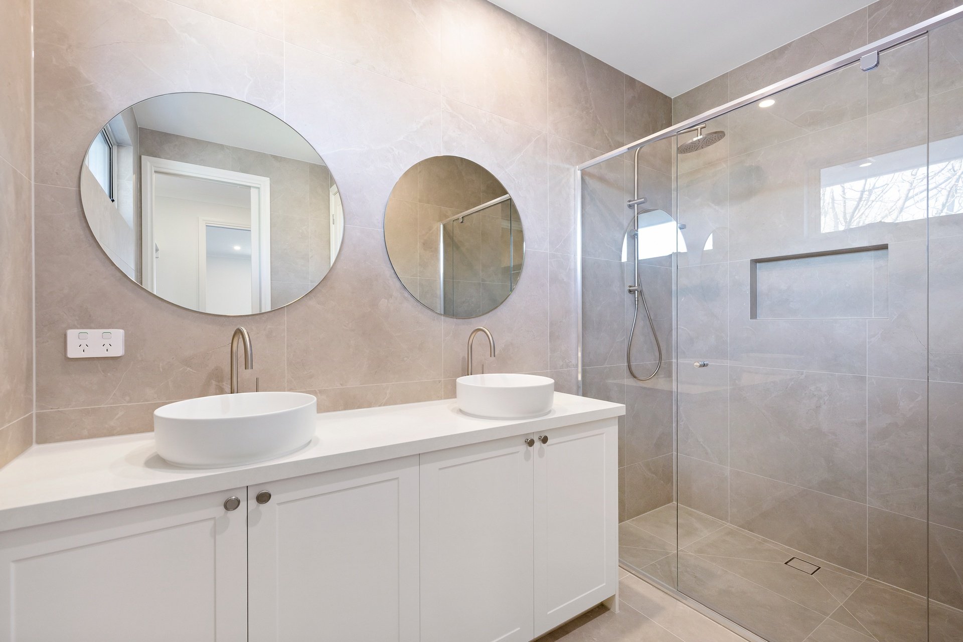 1 & 3/50 Glenburnie Road, Mitcham image 9