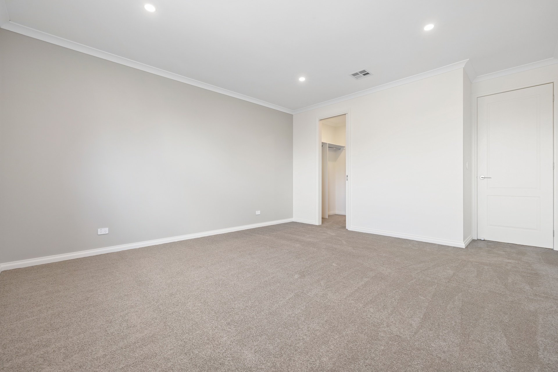 1 & 3/50 Glenburnie Road, Mitcham image 10