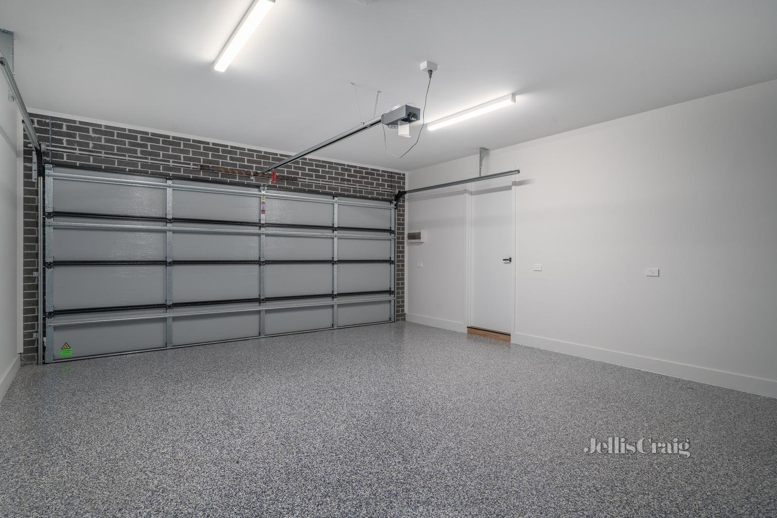 1-3/50 Kelvin Avenue, Montmorency image 16