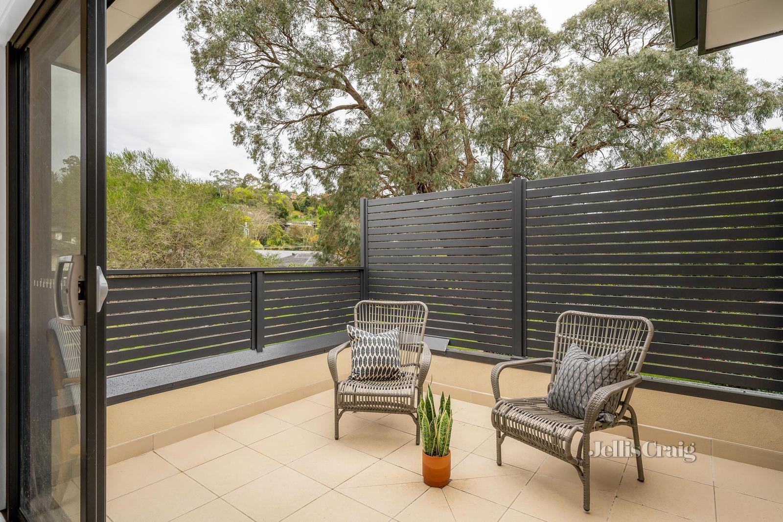 1 & 3/65 Croydondale Drive, Mooroolbark image 14