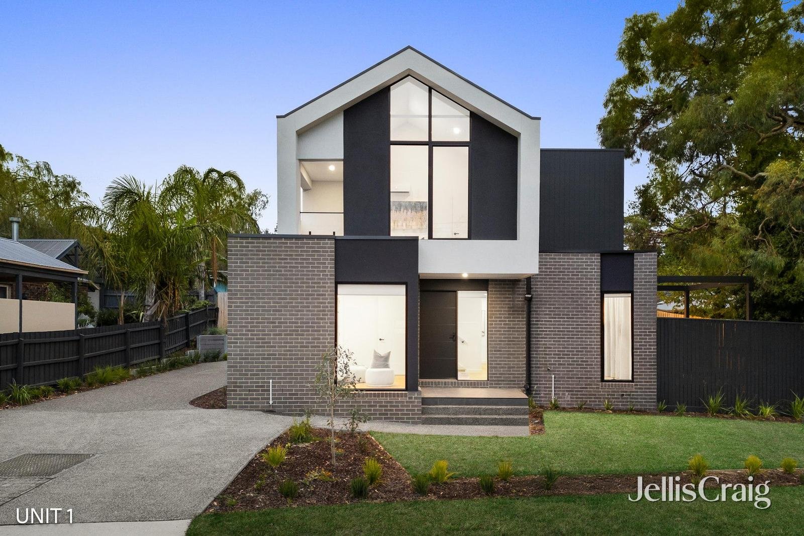 1 & 4/3 Ross Road, Croydon image 1