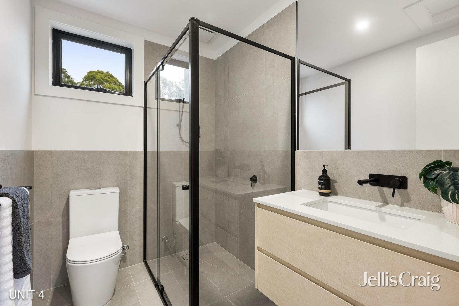 1 & 4/3 Ross Road, Croydon image 16