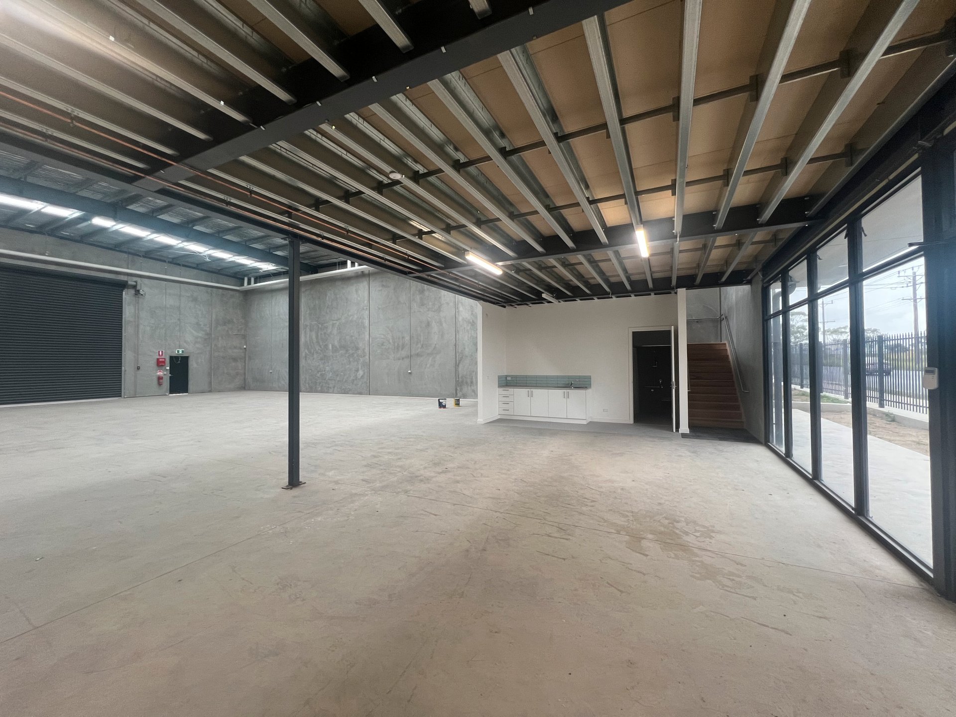 1-5/2 Greta Street, North Shore image 9