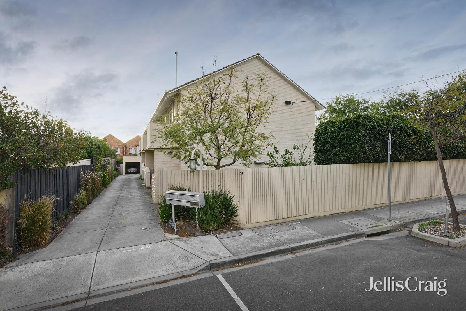 1-5/39 Ross Street, Toorak image 1