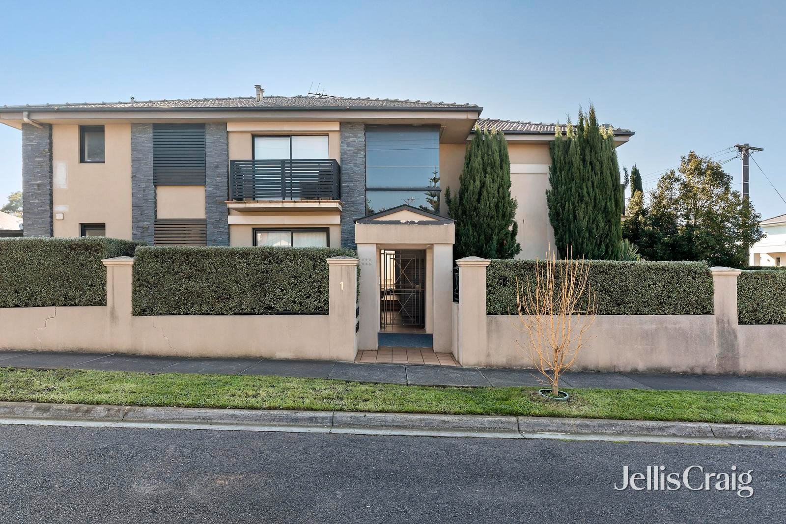 1-6/1 Collins Street, Essendon image 1