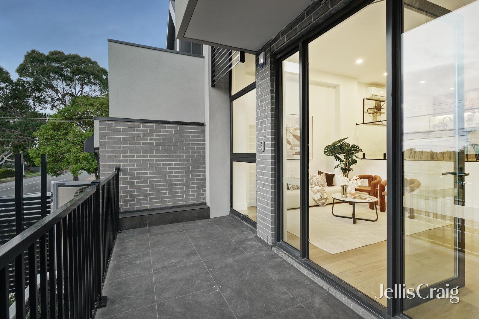 1-8/124-126 Huntingdale Road, Mount&nbsp;Waverley image 12
