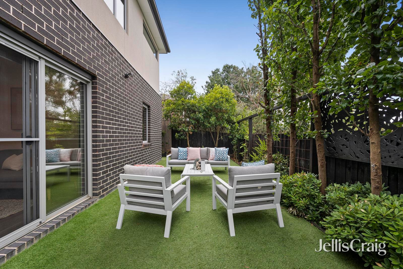 1 Acorn Grove, Mooroolbark image 15