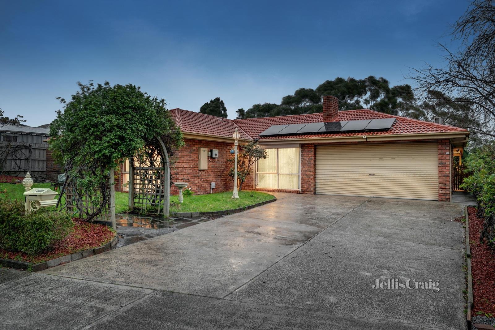 1 Adele Close, Narre Warren image 1