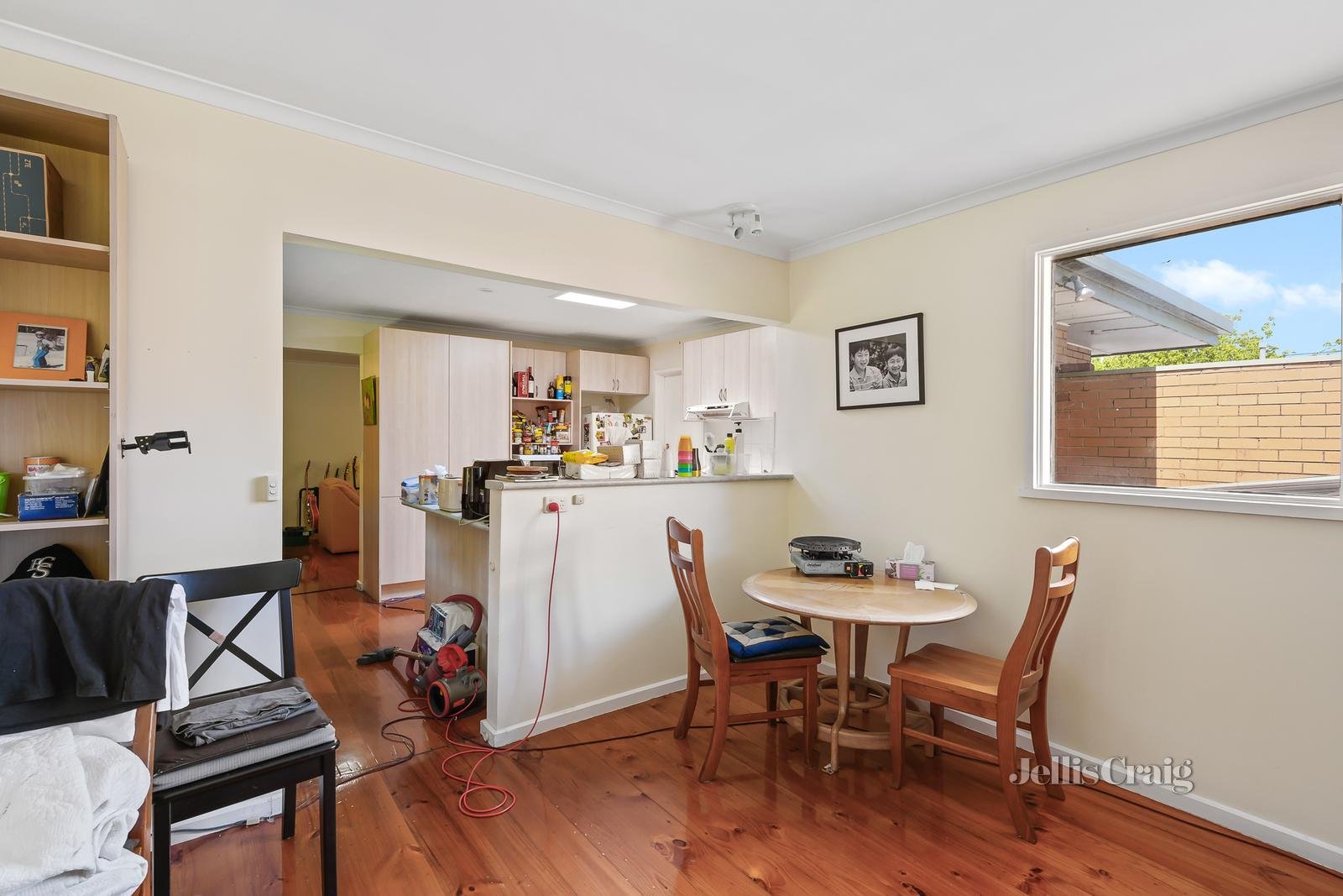 1 Agnes Court, Glen Waverley image 4