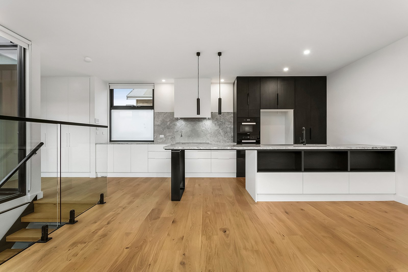 Property Gallery Thumbnail 2
