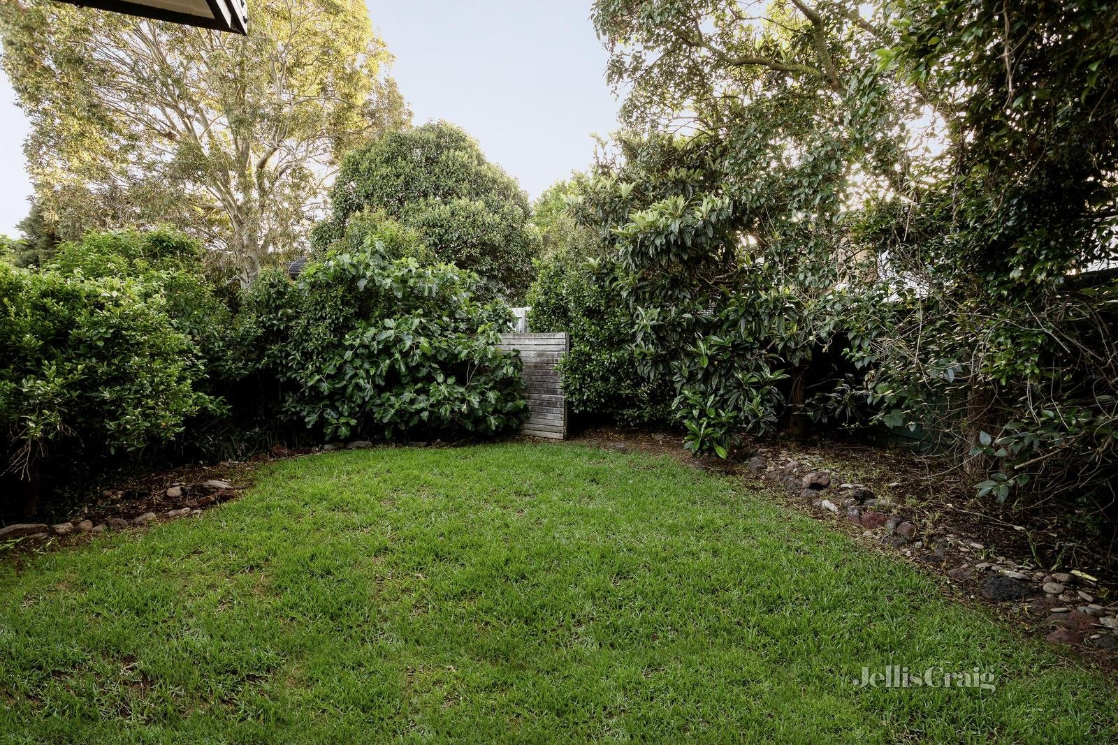 1 Almond Street, Balwyn North image 14