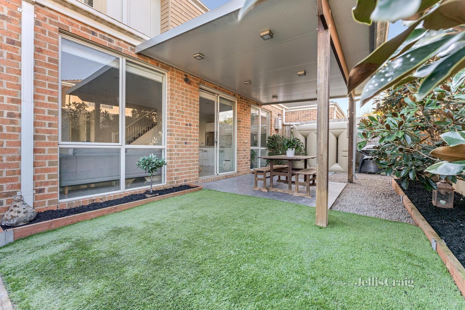 1 Alray Drive, Cheltenham image 14