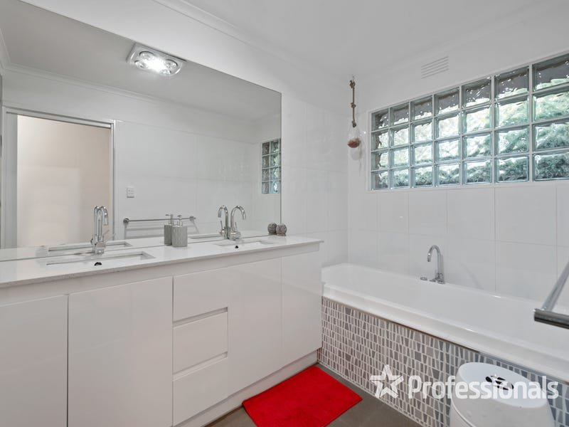 1 Annie Court, Croydon image 10