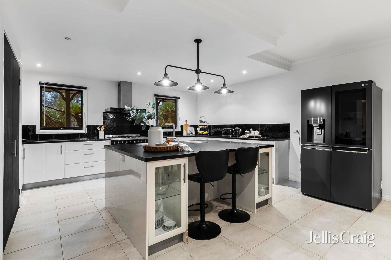 1 Antony Drive, Mornington image 6