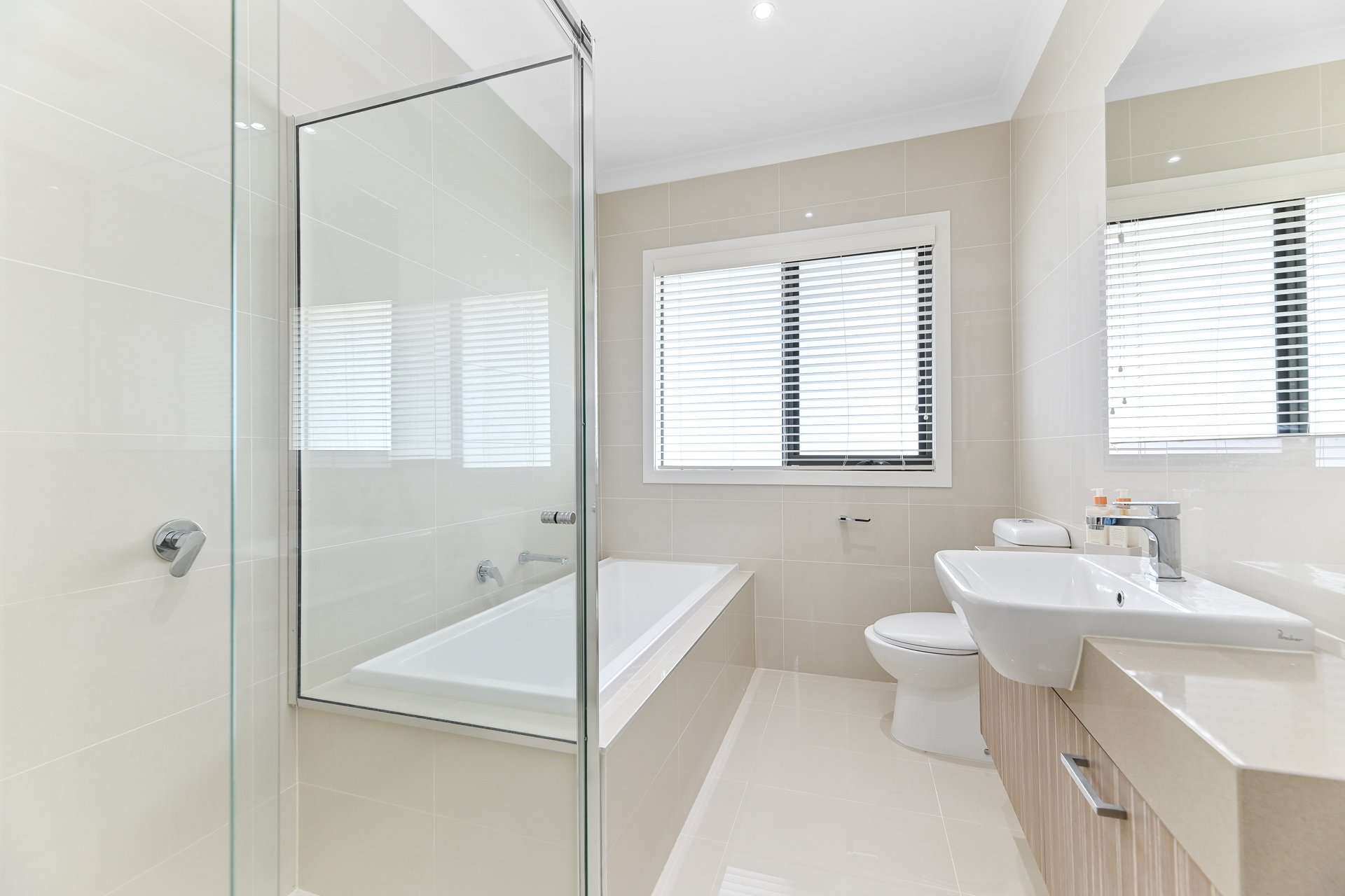 1 Arianne Road, Glen&nbsp;Waverley image 7