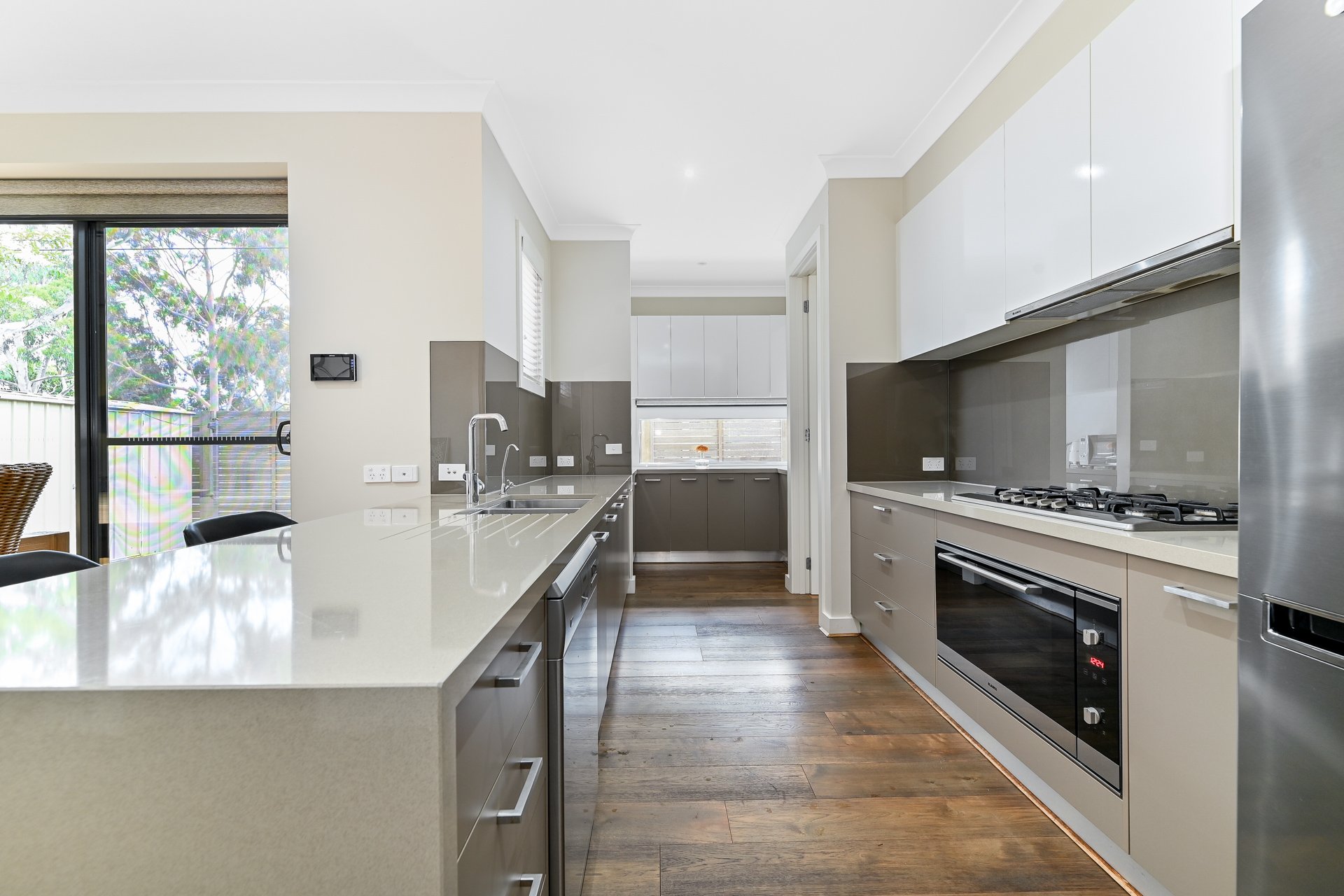 1 Arianne Road, Glen&nbsp;Waverley image 3