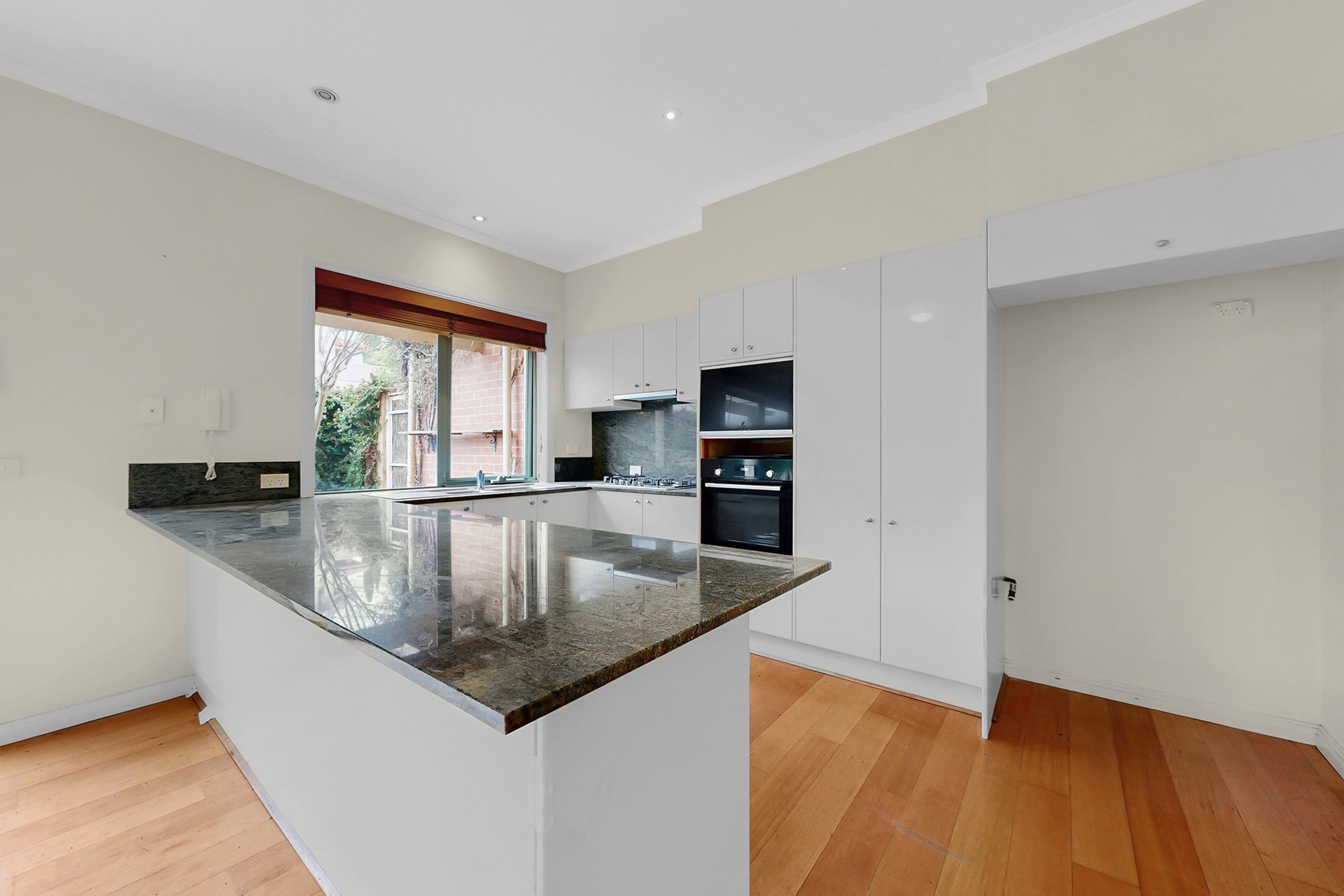 1 Australis Circuit, Port Melbourne image 3