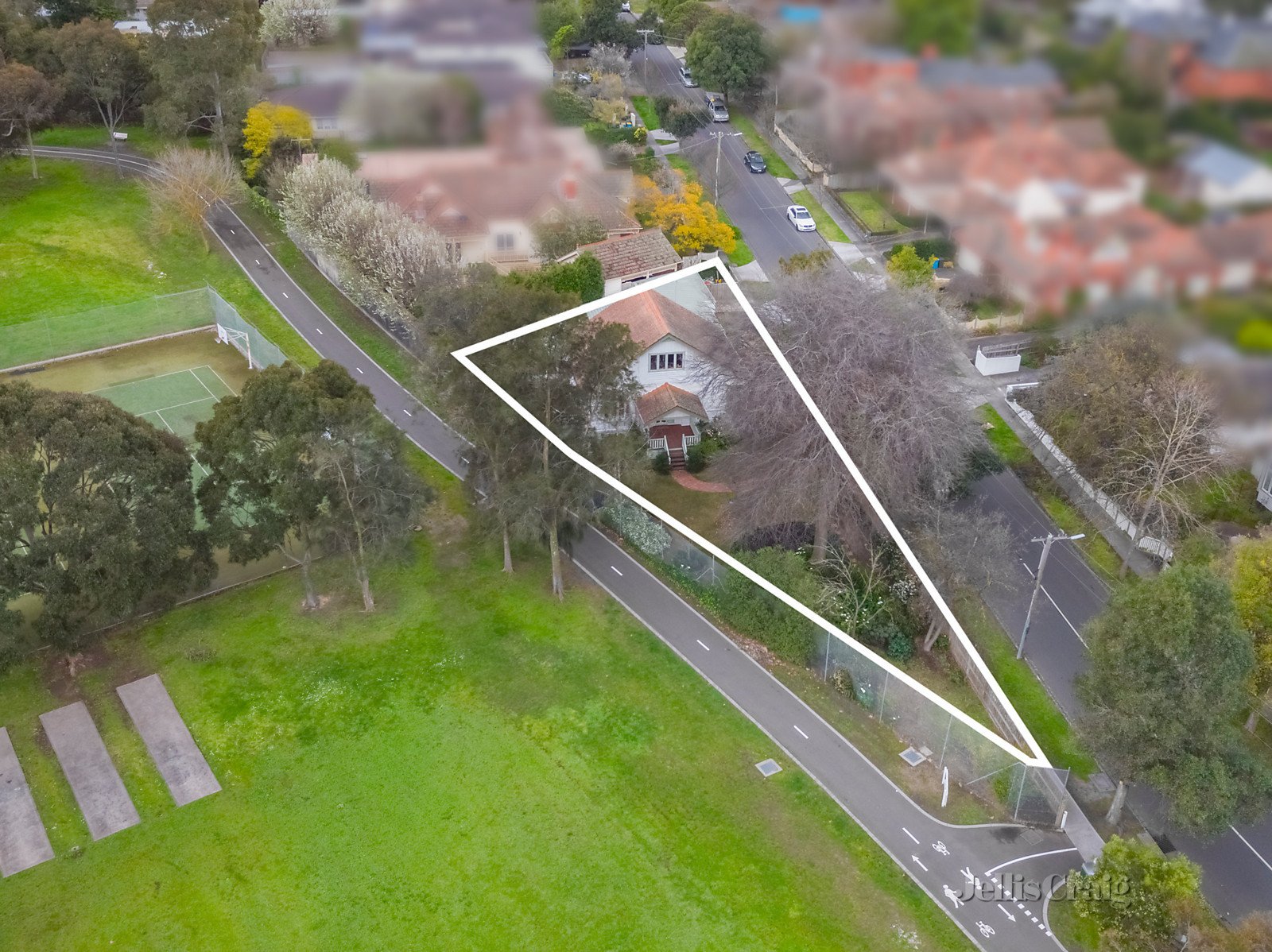 1 Avenue Athol, Canterbury image 13