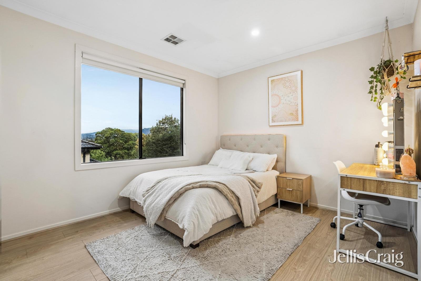 1 Baddeley Circuit, Croydon image 10