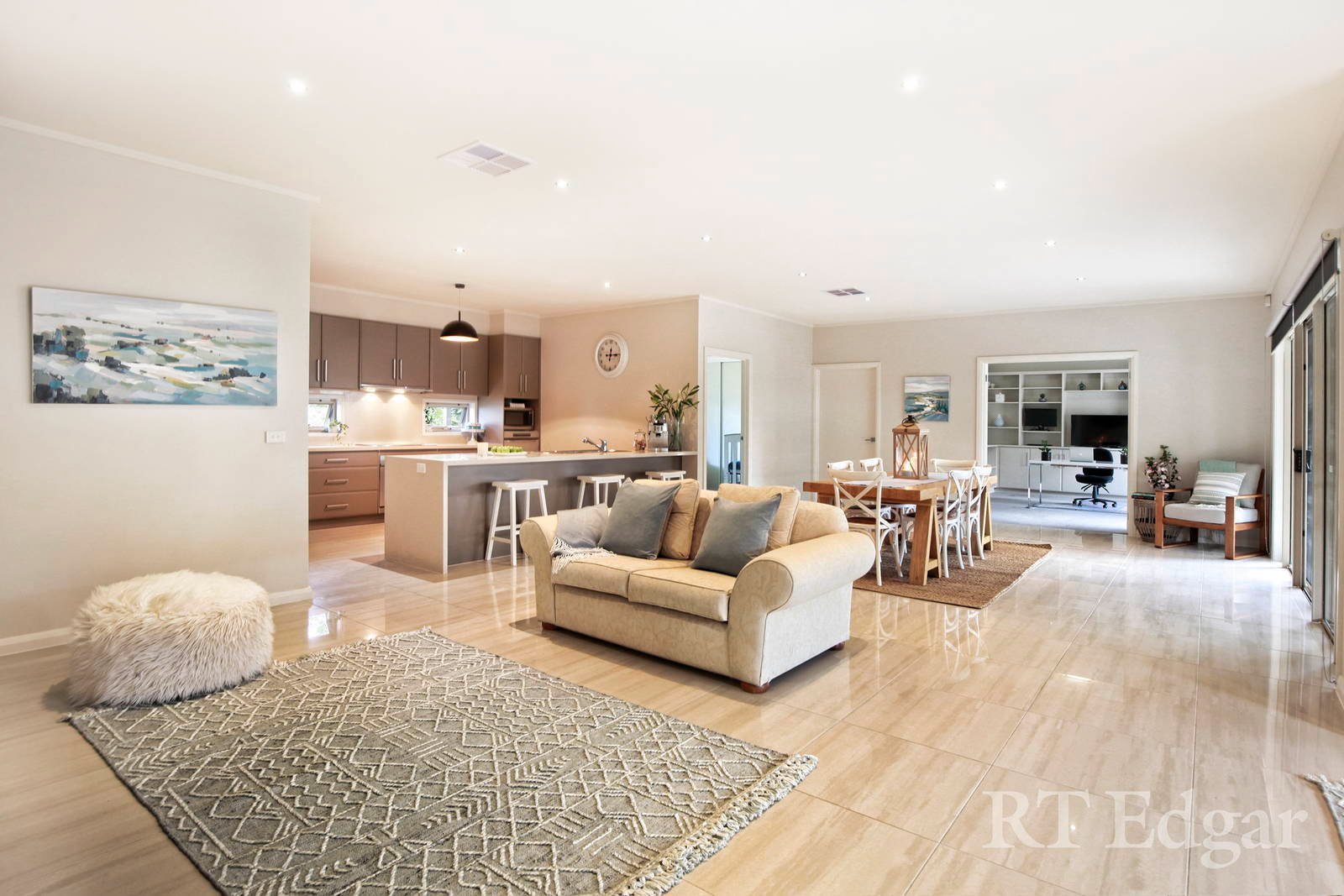 Property Gallery Thumbnail 2