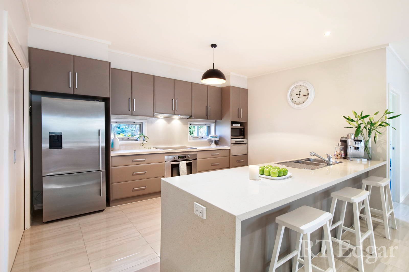 Property Gallery Thumbnail 3