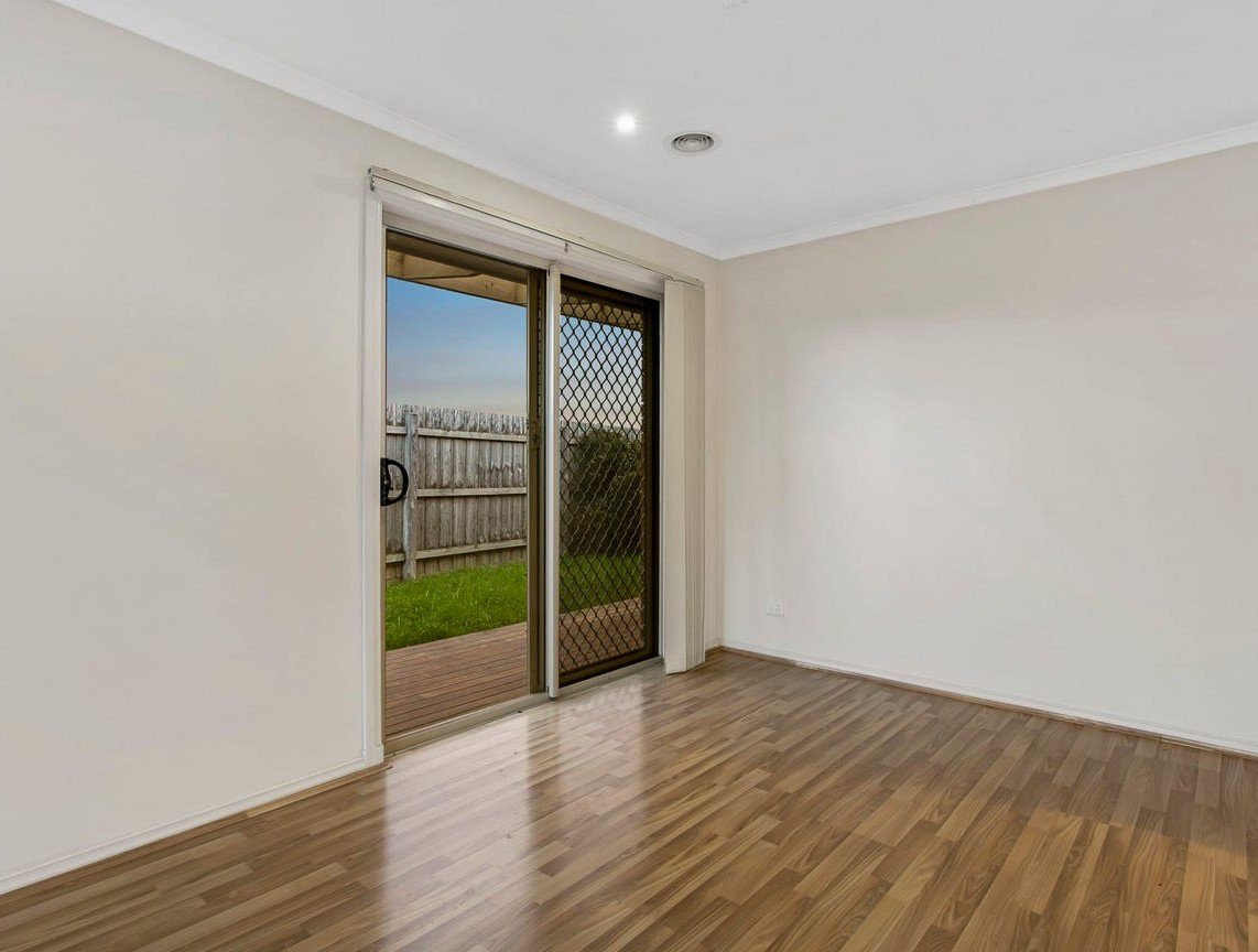 1 Balmaceda Court, Berwick image 5