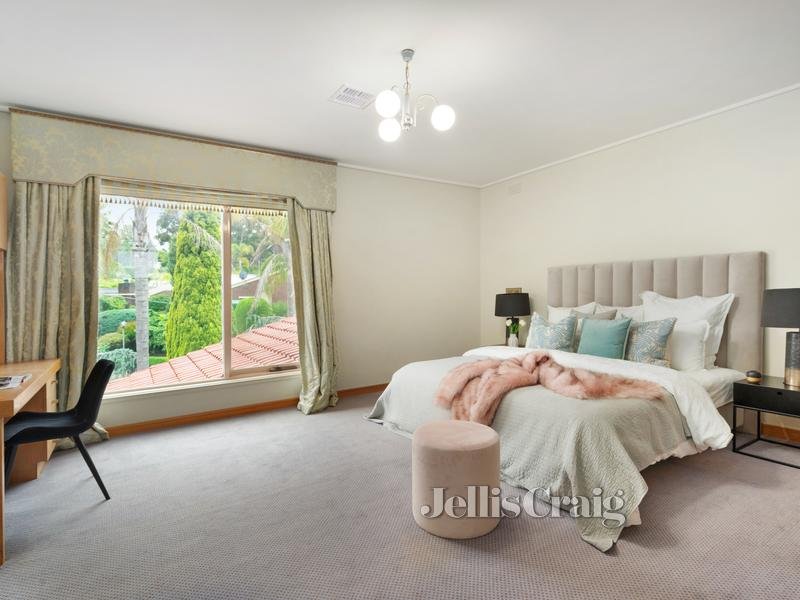 1 Bamfield Close, Templestowe image 12