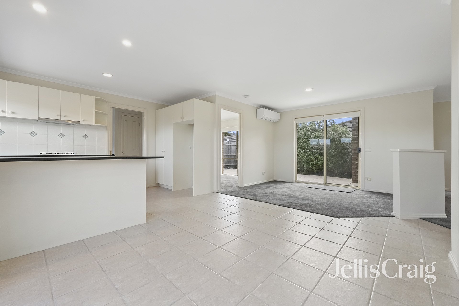 1 Banksia Court, Chelsea image 3