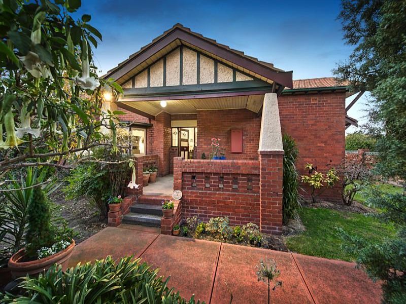 1 Banool Avenue, Kew image 8