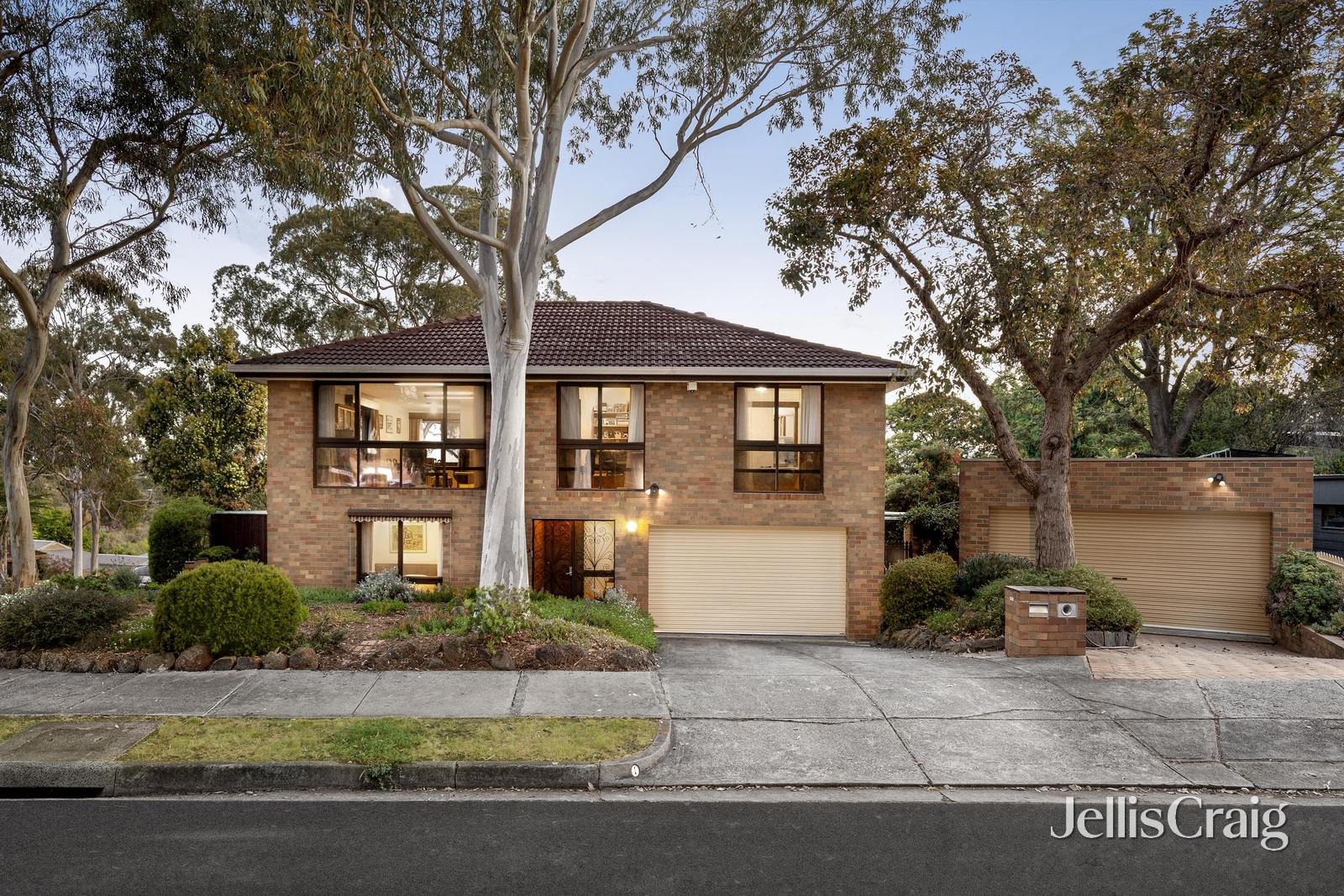 1 Barkala Close, Greensborough image 1