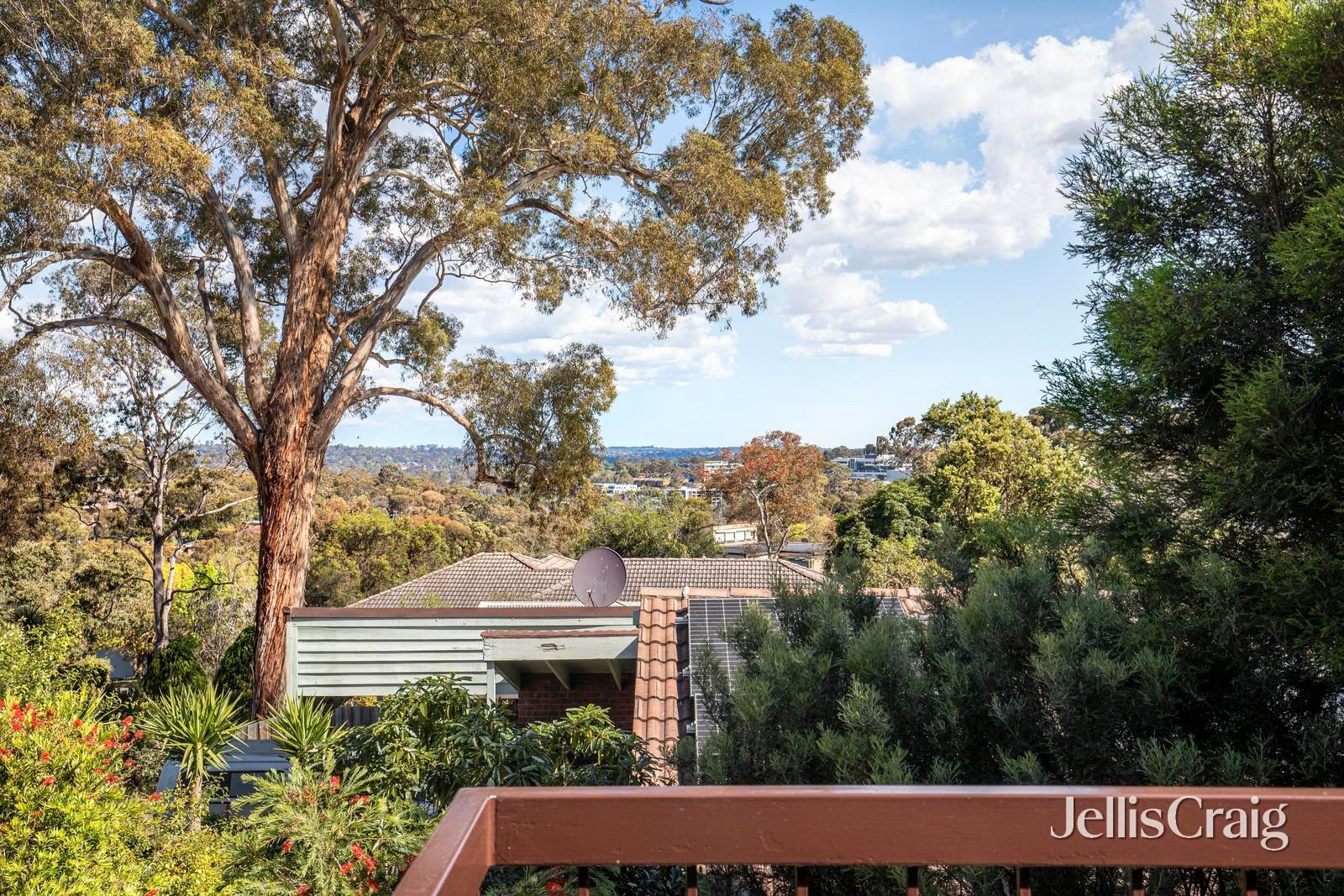 1 Barkala Close, Greensborough image 2