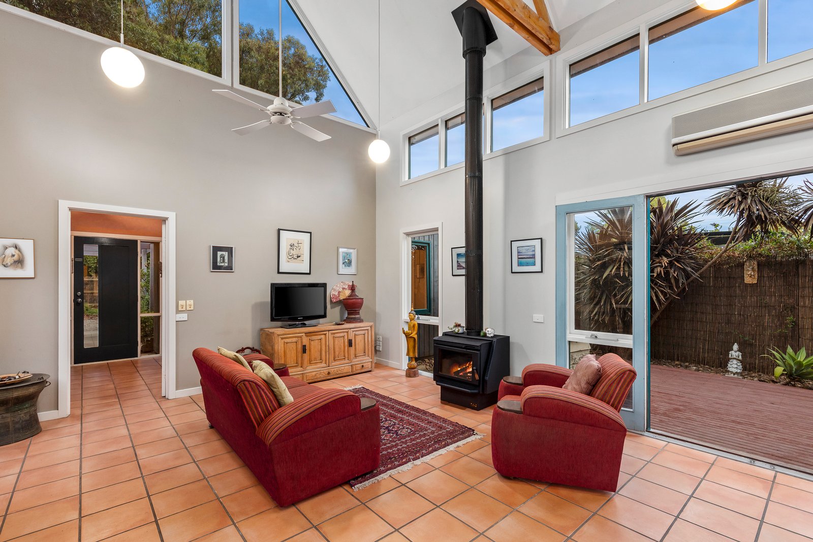 Property Gallery Thumbnail 9