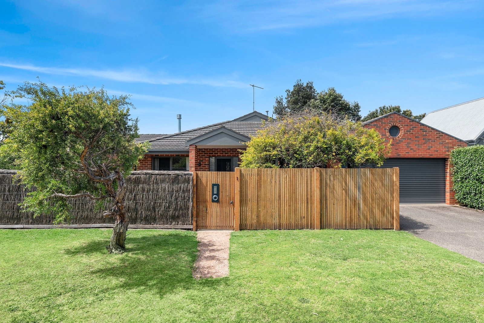 Property Gallery Thumbnail 2