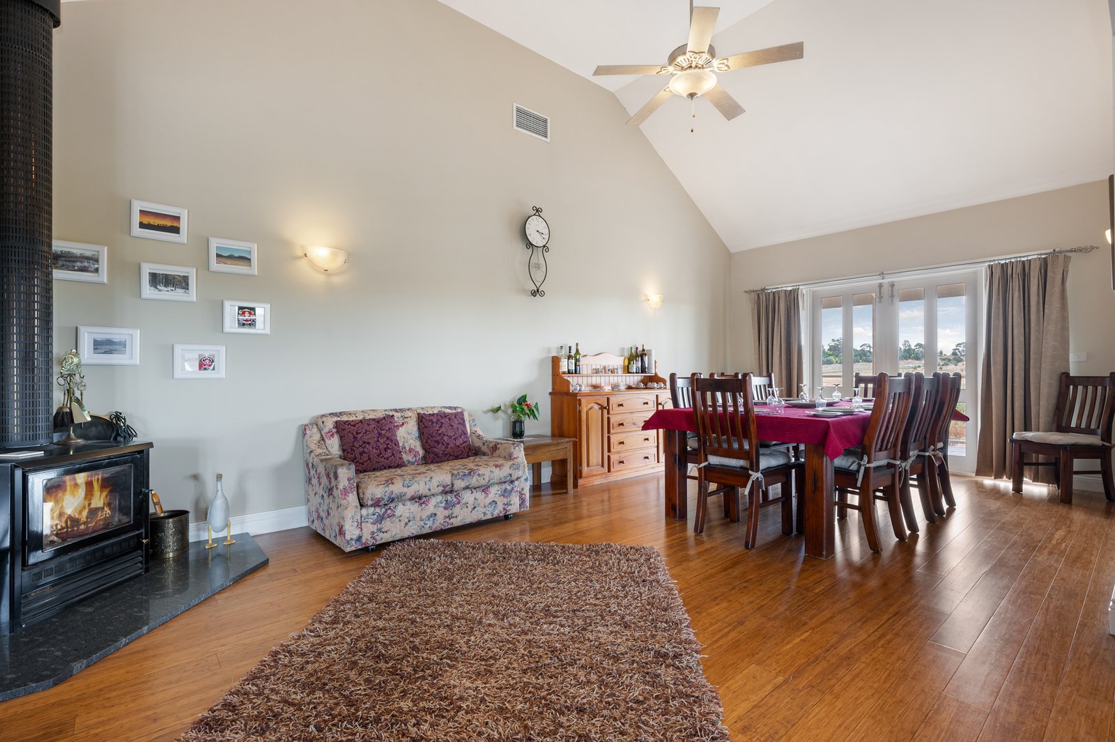 Property Gallery Thumbnail 3