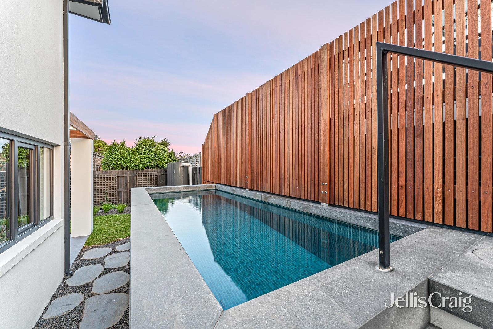 1 Black Street, Chelsea image 13