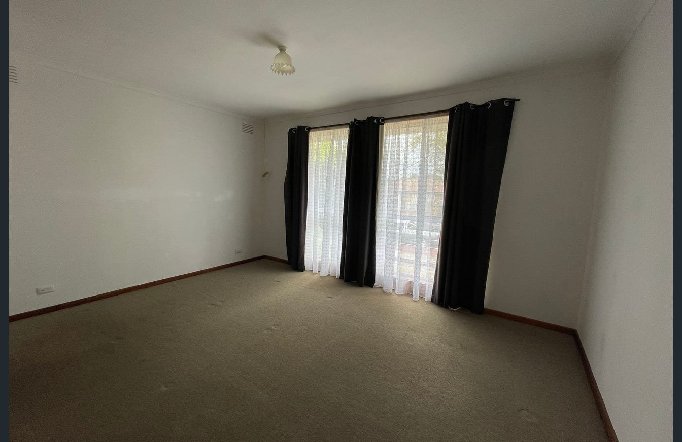 1 Blackburn Drive Mentone