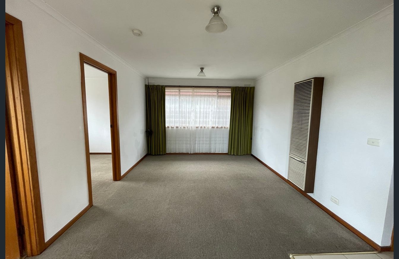 1 Blackburn Drive Mentone