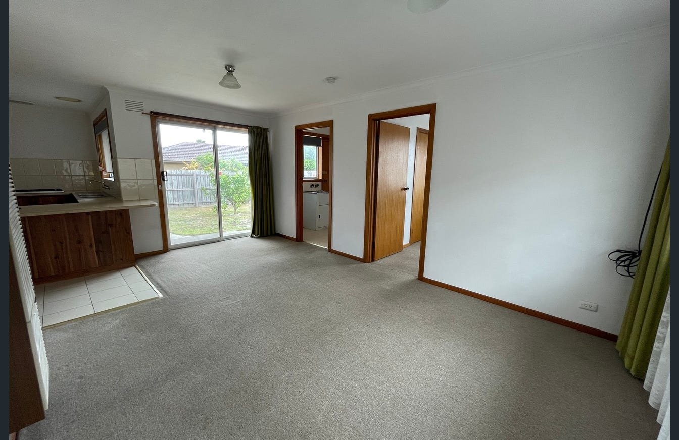 1 Blackburn Drive Mentone