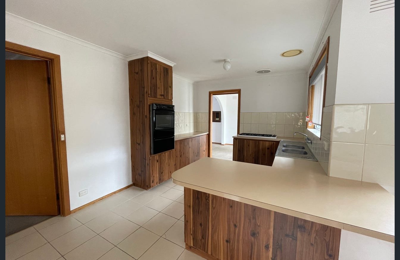 1 Blackburn Drive Mentone