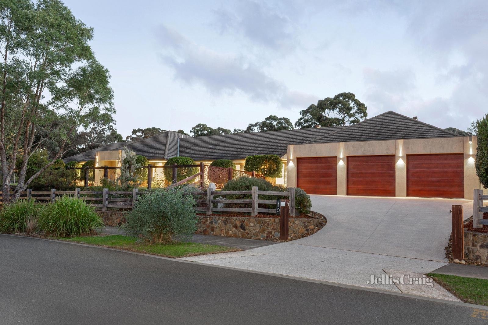 1 Blackwood Grove, Plenty image 1