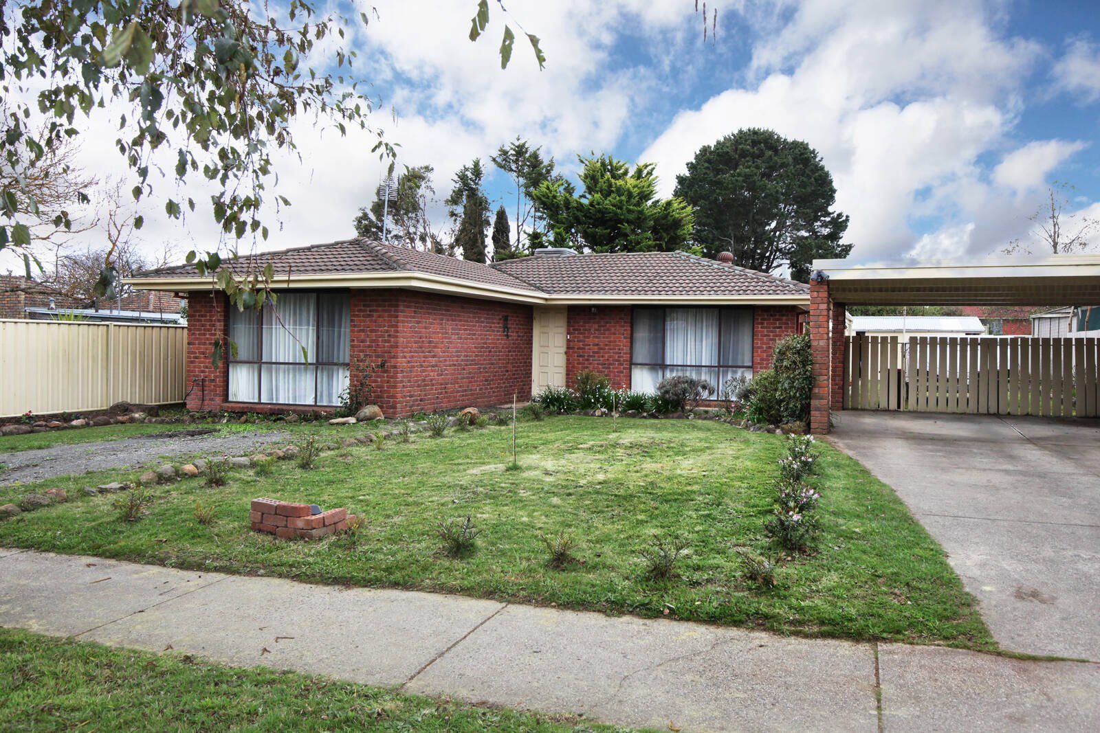 Property Gallery - Main Image
