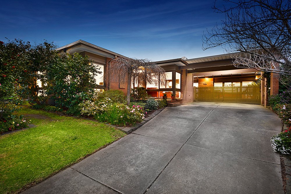 1 Blenheim Avenue, Glen Waverley image 1