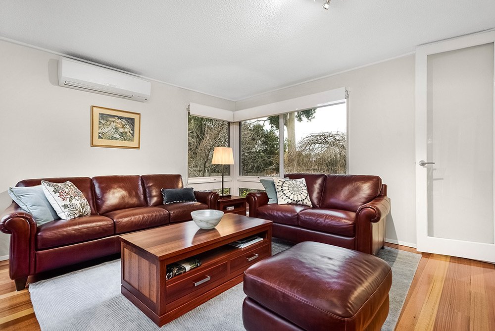 1 Blenheim Avenue, Glen Waverley image 3