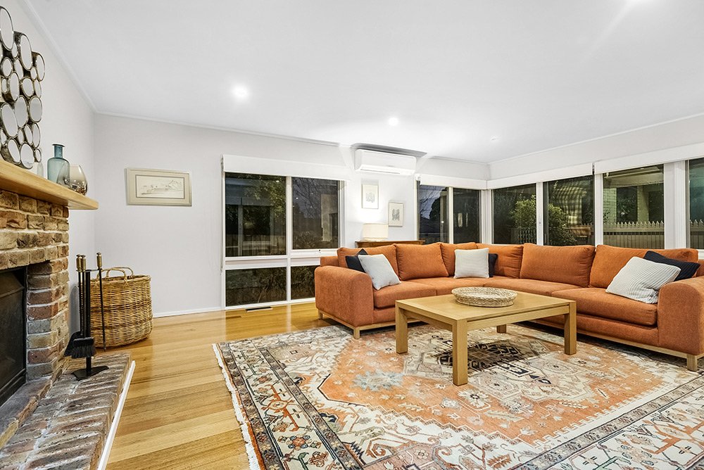 1 Blenheim Avenue, Glen Waverley image 5
