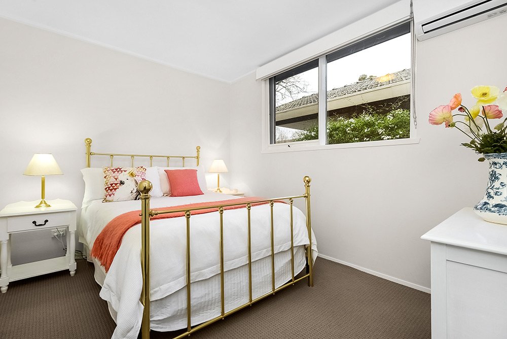 1 Blenheim Avenue, Glen Waverley image 7