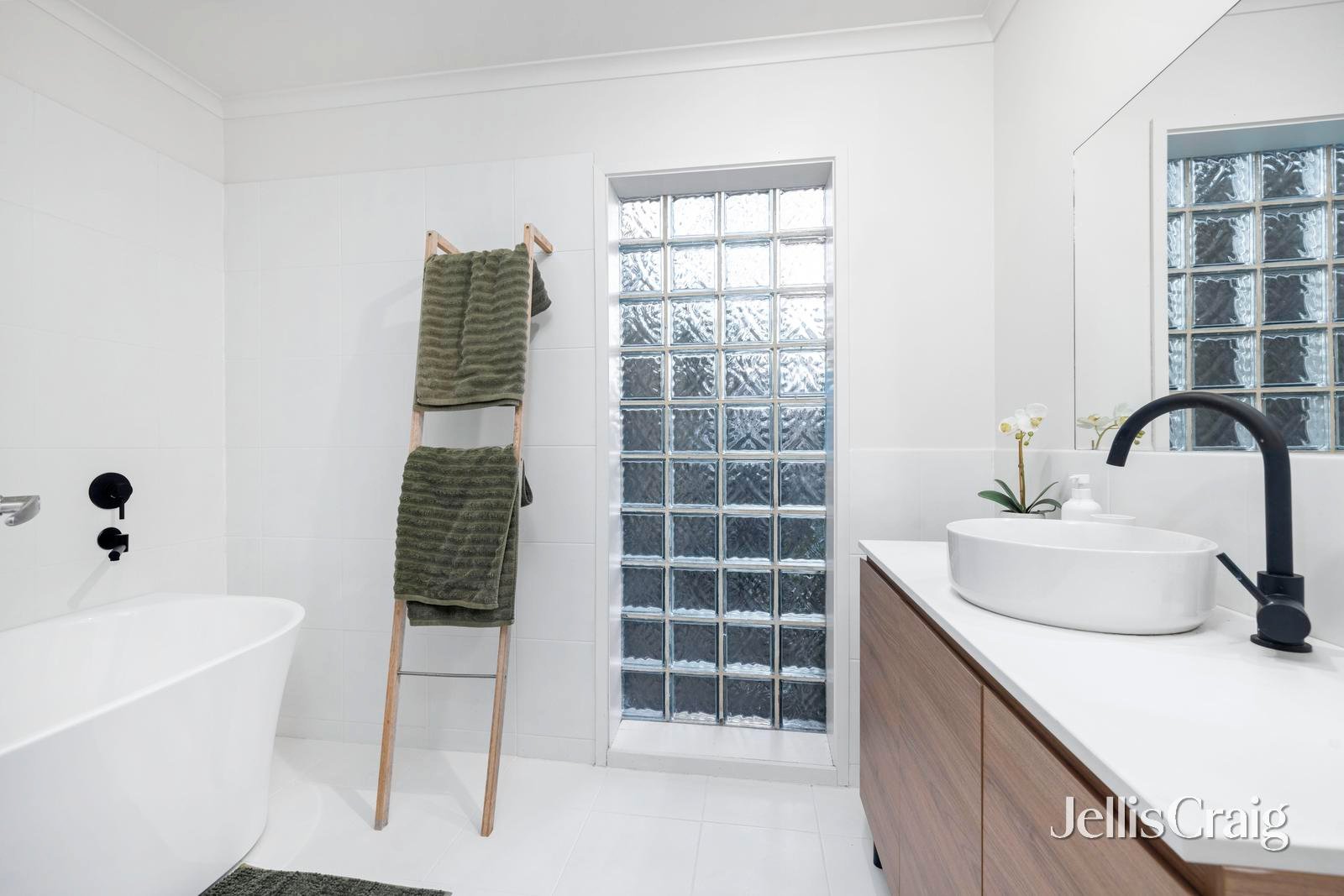 1 Bluewater Court, Balnarring image 13