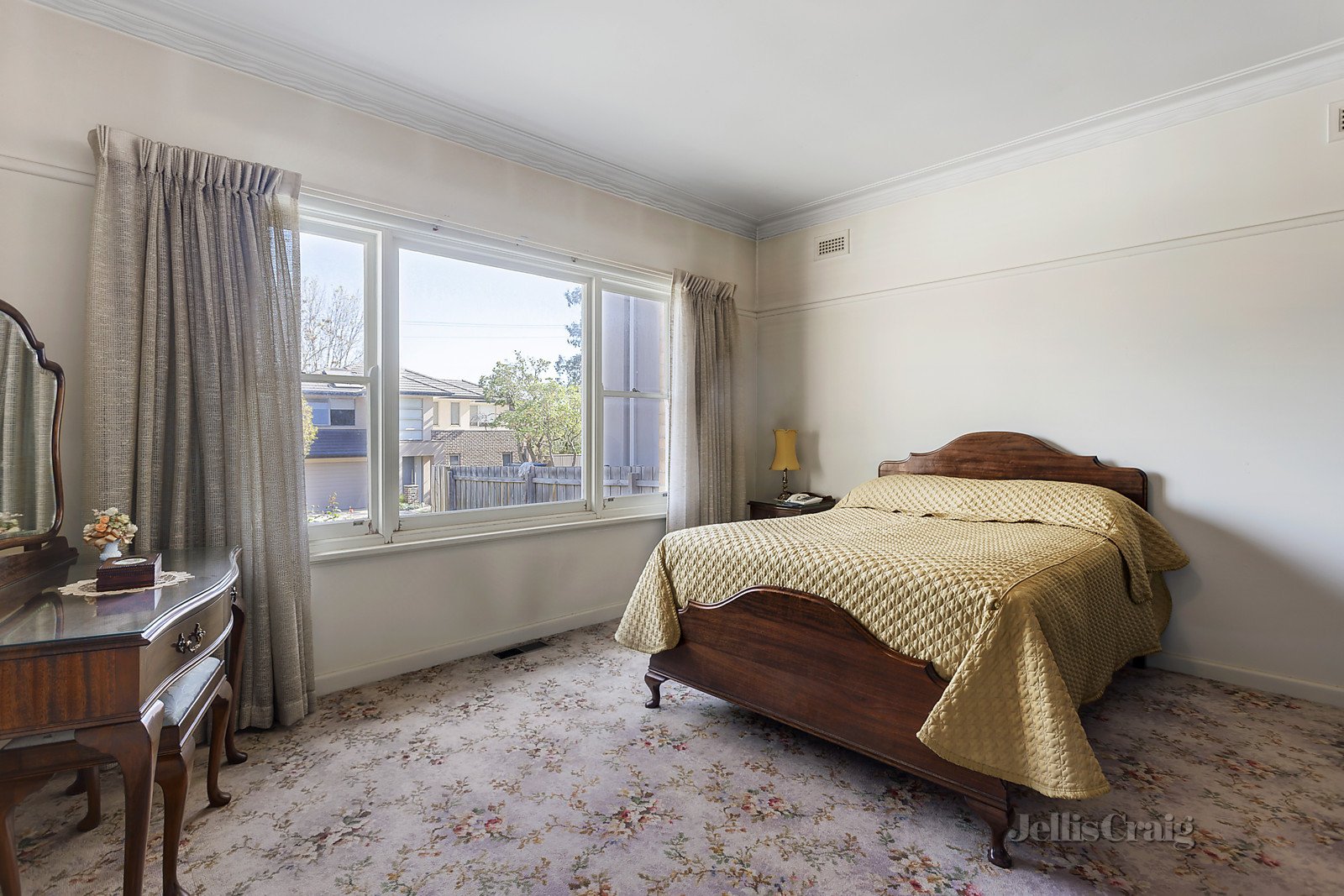 1 Boorahman Street, Balwyn North image 5