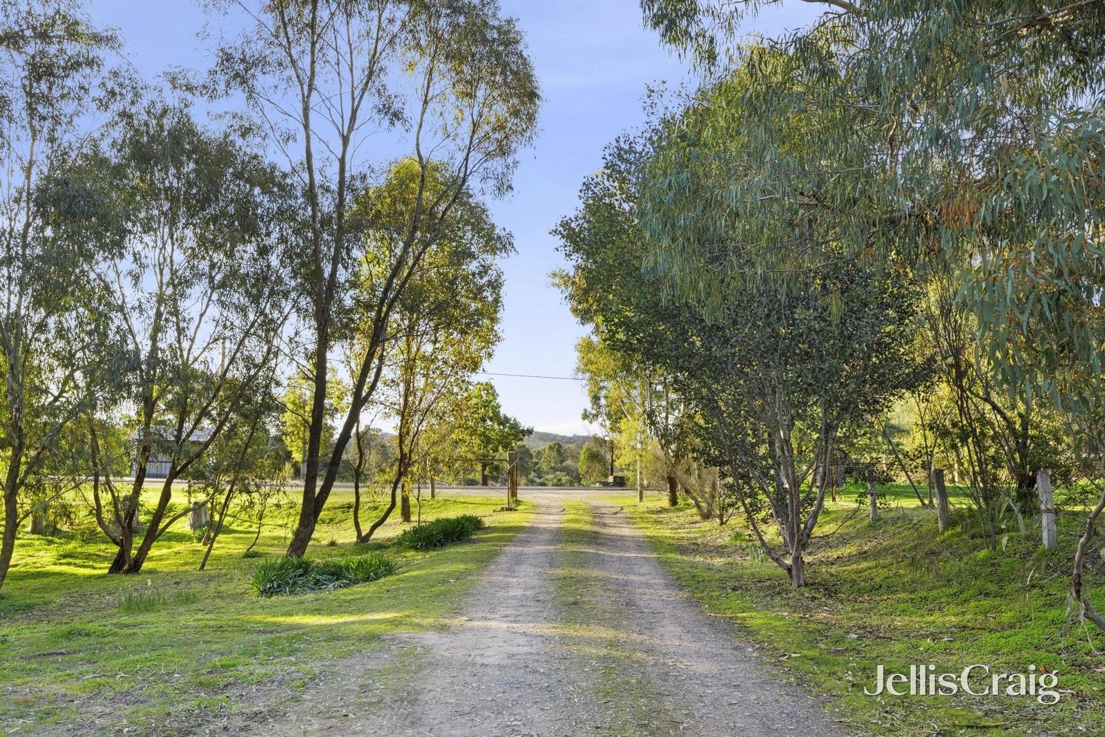 1 Boundary Road, Maldon image 18